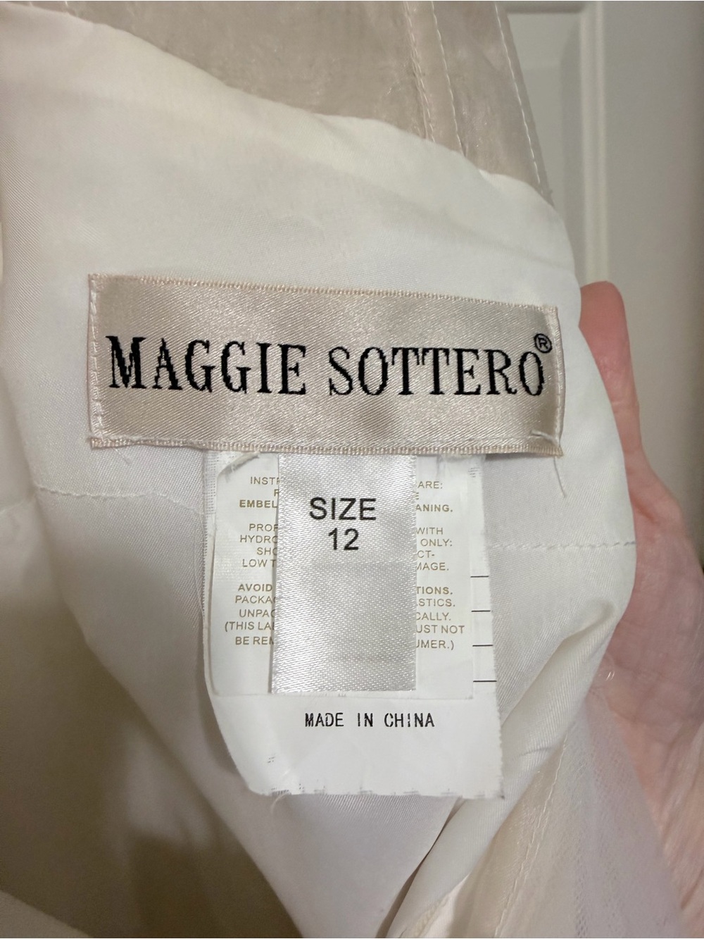 Maggie Sottero Wedding Gown Size 12 Sophronia Marie - Picture 6 of 10